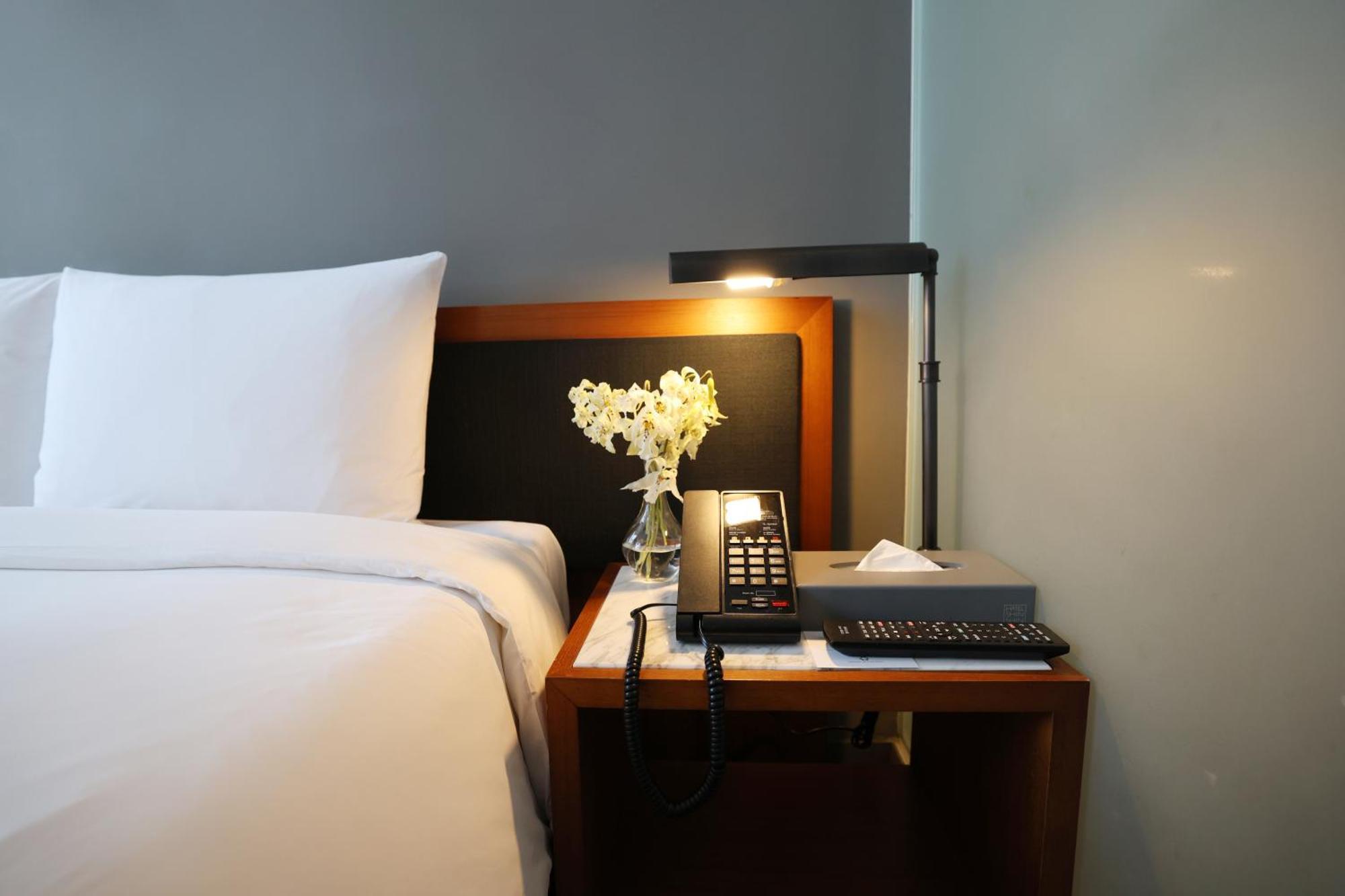 Seoul Hotel Shinshin Myeongdong מראה חיצוני תמונה